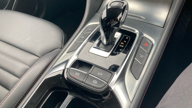 MG HS 1.5 T-GDI Trophy 5dr DCT Petrol Hatchback